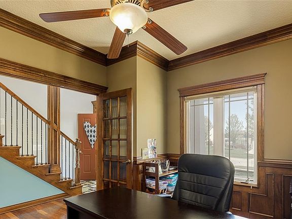 2nd image of 550 Spyglass Ct