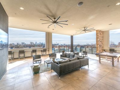 2924 Lucas Dr APT 3100, Dallas, TX, 75219