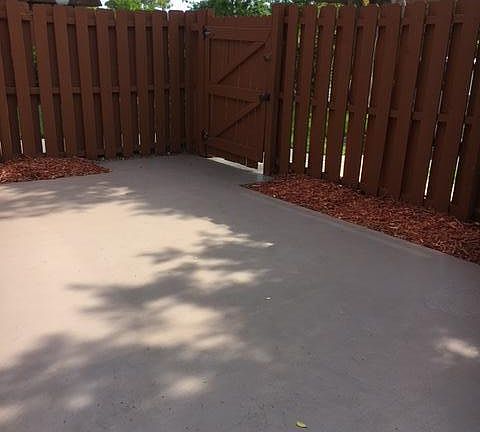 2nd image of 1440 N Lawnwood Cir APT 21B