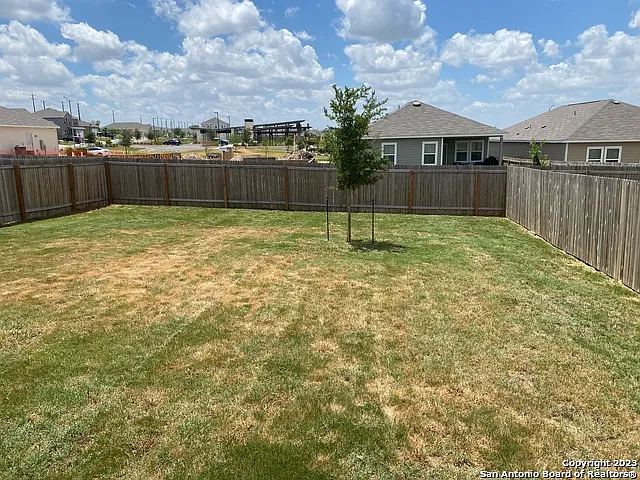 12510 Galatea — Photo 17