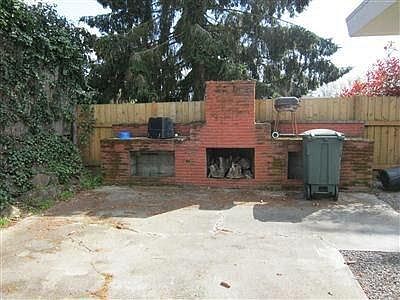 Back Patio & Outdoor Fireplace