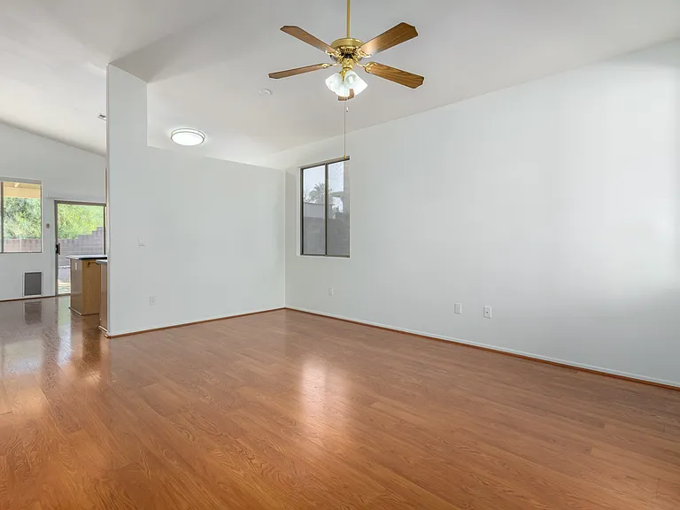 10223 E Prospect Vista Way — Photo 6
