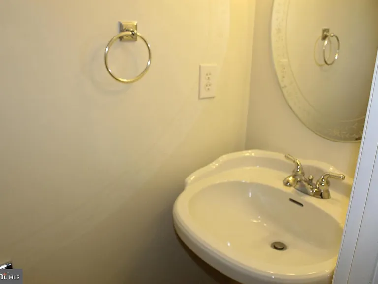 503 S Patrick St — Photo 16