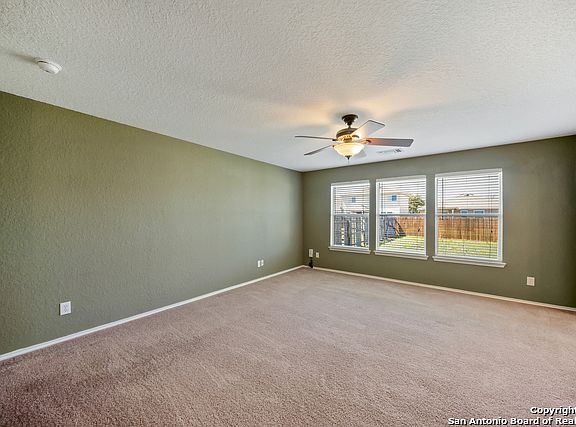 5th image of 2115 Hollow Cir