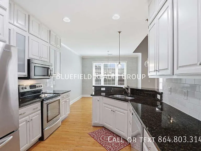 1 Edge Ct #B — Photo 12