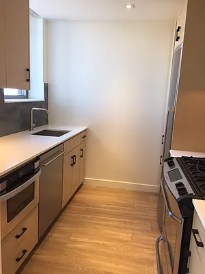 Rented by Greystar | media 30