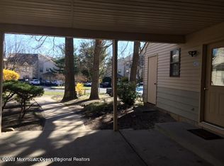 403 Owls Nest Ct, Jackson, NJ 08527