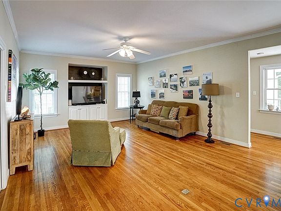 5th image of 9109 Carrington Woods Dr