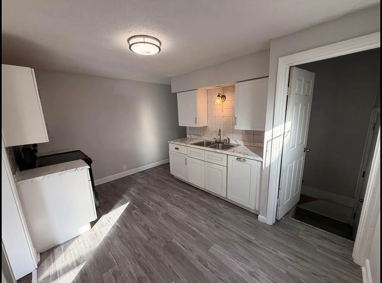 2 bed, $1,295 — Photo 4