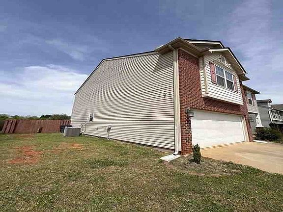 2nd image of 217 Hartleigh Dr