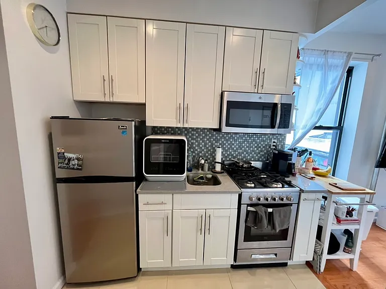 122 Orchard St #19A — Photo 7