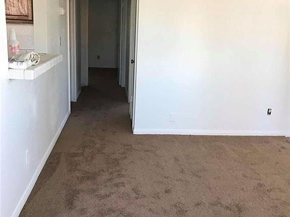 4th image of 6157 W Oakey Blvd