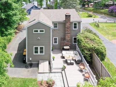 361 Oakridge Ave, North Attleboro, MA, 02760