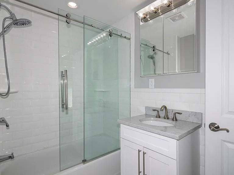 Fairfield Estates at Miller Place — Photo 15