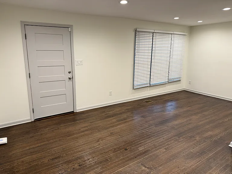Entrance & Family room