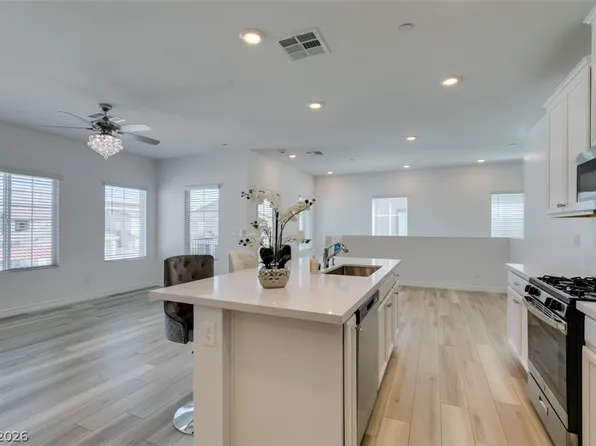 7312 N Decatur Blvd #6, Las Vegas, NV 89131