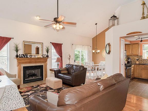 5th image of 7700 Hathaway Park Ct