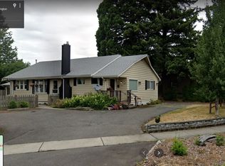 1102 E Victor St, Bellingham, WA 98225