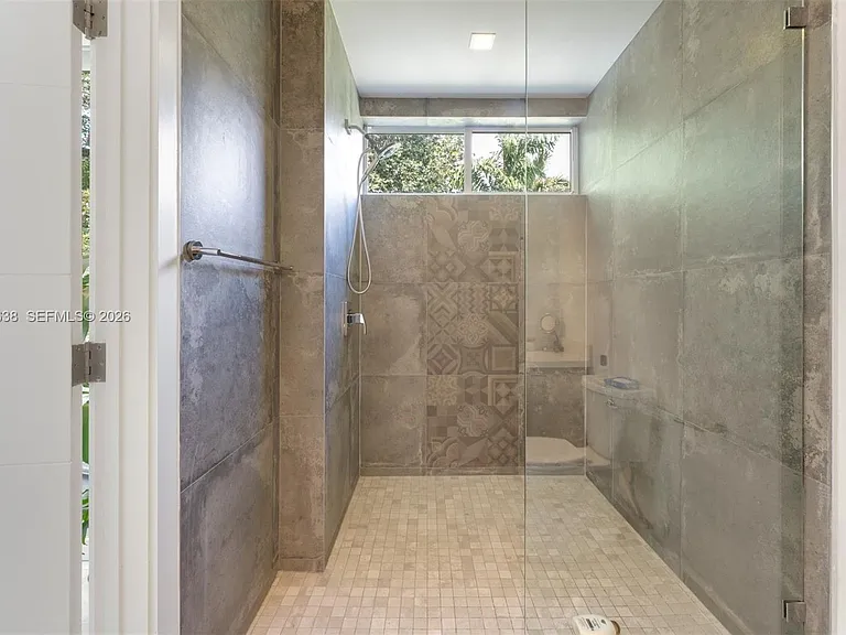 2908 Virginia St #2908 — Photo 20
