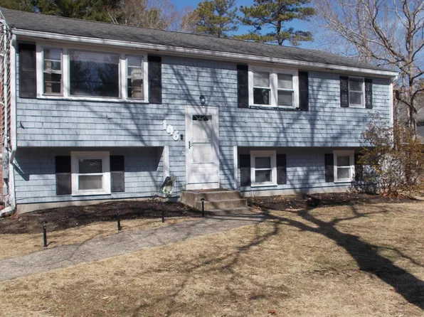 146 S Meadow Rd, Carver, MA 02330