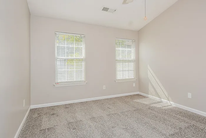 1350 Ambercrest Way — Photo 11