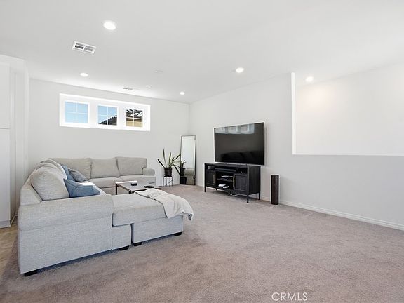 5th image of 16651 Snowdrop Ln #1