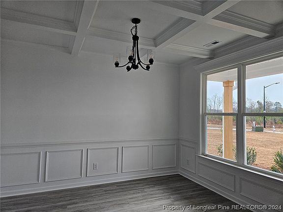 5th image of 1308 Halibut St
