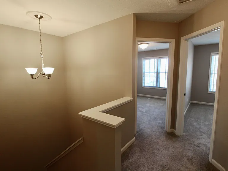 2189 Deyerle Ave — Photo 19