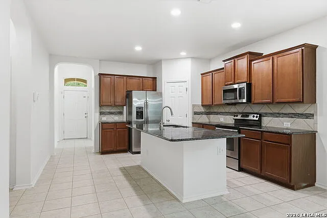 7020 Conroe Ml — Photo 12