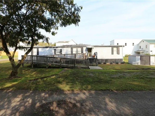 11 Oil Aly, Millsboro, PA 15348