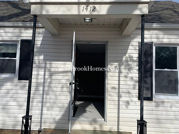 3rd image of 1412 W 27th St S