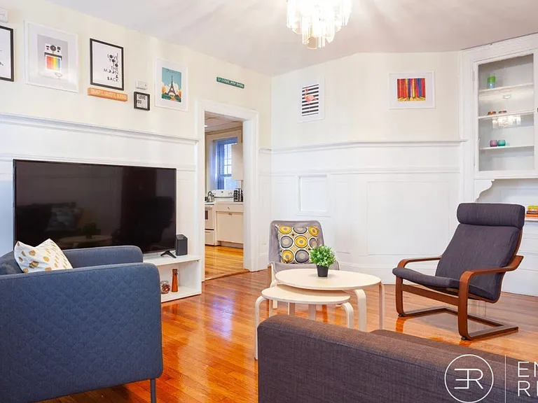 1247 Beacon St #1A — Photo 6