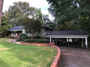 701 Forest View Dr, Colonial Heights, VA 23834