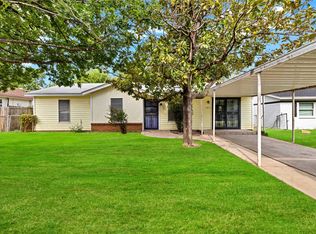 705 N Ray St, Alvarado, TX 76009