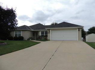 406 Whitestone Dr, Grain Valley, MO 64029
