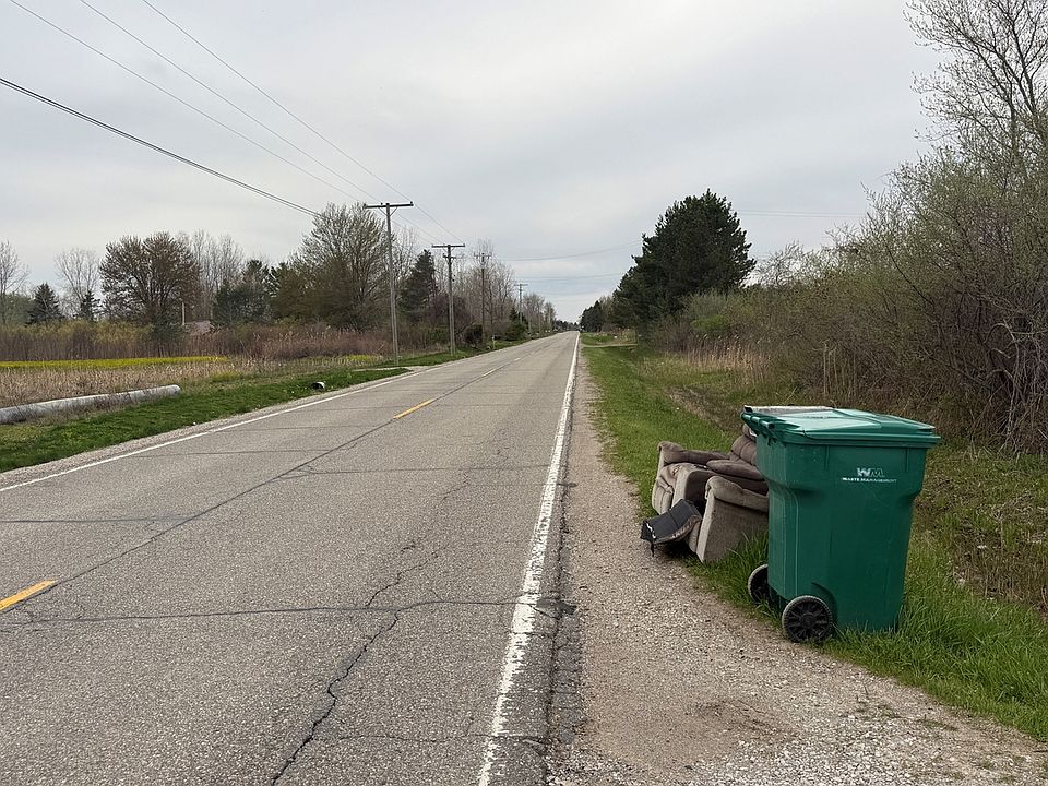 2nd image of 4154 Harris Rd