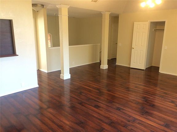 5th image of 1100 Marshall Dr