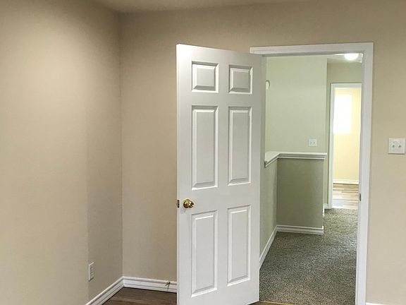 2nd image of 7819 Kingsbury Way Unit 4