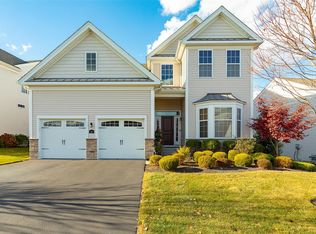 26 Farmington Rd, Farmington, NY 12590