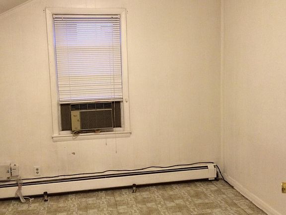 4th image of 32 Union Ave APT 3
