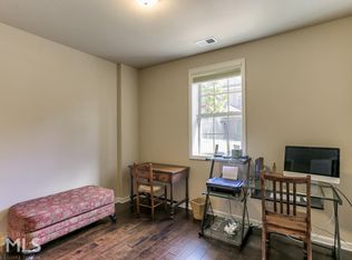 7544 Highlands Pt, Sandy Springs, GA 30328