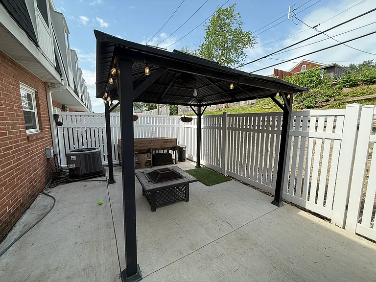 1662 Herault Pl — Photo 9
