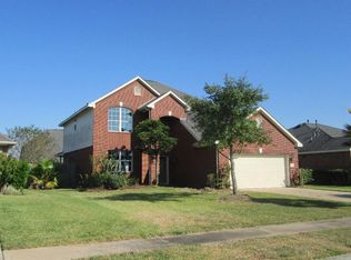 7609 Misty Lake Ln, Pearland, TX 77581