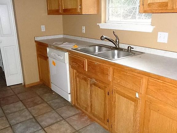 4th image of 117 Lakewood Dr