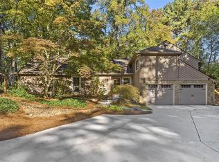 3395 Rivendell Ct, Roswell, GA 30075