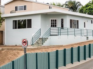 700 Rosecrans Ave, Manhattan Beach, CA 90266