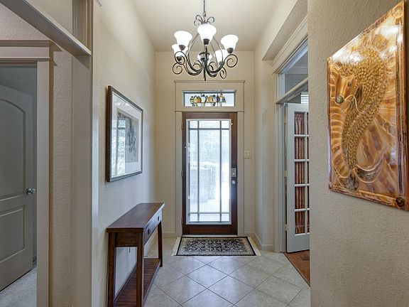5th image of 74 W Tapestry Park Cir