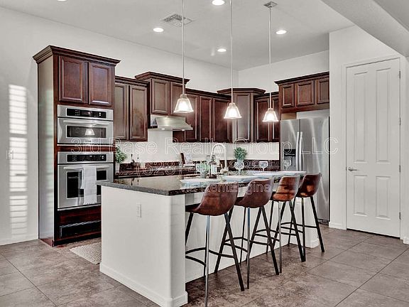 5th image of 20465 W Ridge Rd