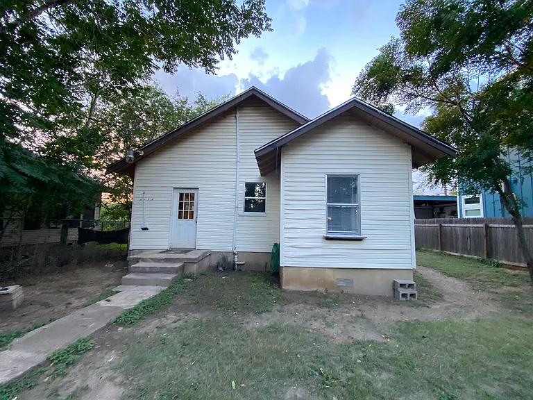 1175 Springdale Rd — Photo 21