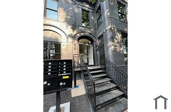 Building Photo - 318 M St NW #2
